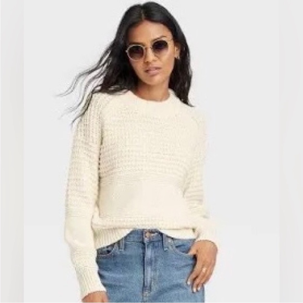 Pullover Knit Sweater Crew Neck Long Sleeve